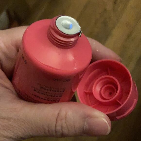 APTO Skincare PomegranateMoisturizer a la grenade - Picture 3 of 3